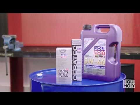 Motor oil change with LIQUI MOLY
