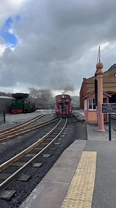 🚂 Garratt No. 60 “Drakensberg” arrives back at Aberystwyth station after a successful journey up to Devil’s Bridge on the Vale of Rheidol Railway! It is a fantastic sight watching this articulated powerhouse roll into the platform, completing the steep climb through the valley and showing off the sheer strength that these impressive locomotives are known for 💨 #SteamTrain #Trainspotting #Locomotive #Railways #HeritageRailway | Cymru Rails