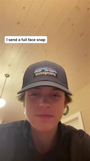 😶 literally makes me so mad and for what #pocoloco