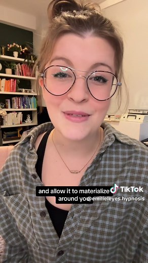 Replying to @Emilie Leyes • Hypnosis the difference between self awareness, and actually doing something about it!! This little exercise shows just how transformative it can be to take awarness of our problems and then gift ourselves experiences that actually create change. This guided imagery practice is a hypnosis strategy to communicate directly & powerfully with the subconscious mind. For more guided sessions like this, check out my hypnosis app Doddle! It has over 100 guided practices and i