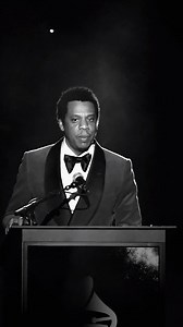 165K views · 1.4K reactions | Il a vendu plus de 100 millions d'albums et forme avec Beyoncé l'un des couples les plus influents de la planète... Voici l'histoire de Jay-Z. | Brut | Facebook