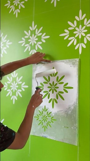 New wall staincil design painting bedroom 🏡#wallpaiting #homedecor #wallart