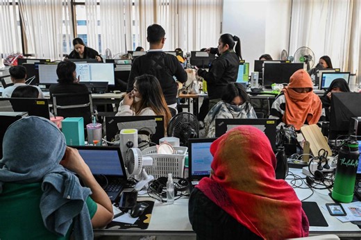 Scammers using AI to dupe the lonely looking for love, Meta warns