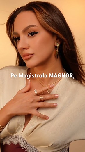 Atenție, se închid ușile! Urmează stația … reducerilor WOW pe magistrala MAGNOR. Ești din București? Grăbește-te! Până pe 21 decembrie prinde trenul ofertelor WOW de la metrou. Descoperă codul surpriză de reduceri și beneficiază de discounturi la electronice, bijuterii, genți și ceasuri de lux, doar pe www.magnorshop.ro 🎉 Ai cele mai bune prețuri direct pe peron… și sunt doar pentru tine! #MAGNOR #magistrala1 #metrou #reduceriWOW | Magnor