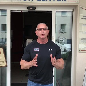 261K views · 62 reactions | It’s unbelievable how many Americans don’t understand the sacrifices our men and women in uniform make to keep us safe. We’re trying to show our troops that patriotic Americans have their backs – but right now, we’re falling way short of our goal of 1,750 grateful Americans showing their support for our heroes before midnight, and we’re still missing your name. Sign the thank-you card right now. | USO | Facebook