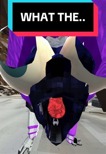 El niño curioso toca las frutas en VR