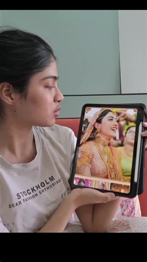Creating a Unique Viral Fashion Look