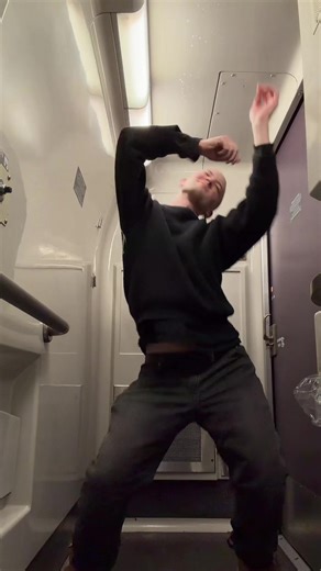 Evil gay caillou (@v0ss)’s video of mummy what is it caillou south park