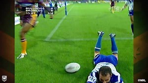 The Bulldogs and Broncos play out in a cracker in 2002! #NRLBulldogsBroncos is tonight at 7.50pm #NRL | NRL