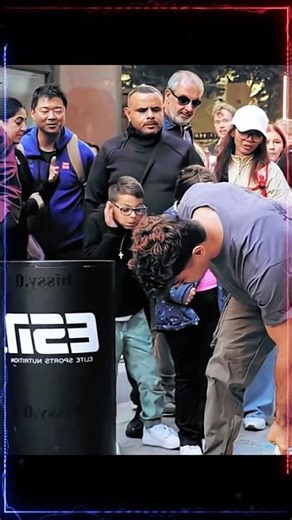 Strong Girls Pick Up Heavy Weights 💪🔥