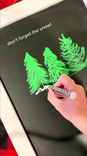 Holiday Chalkboard Tree Drawing Tutorial