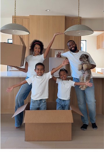 Announce Your New Home with Holiday Cards