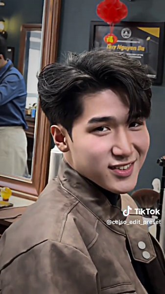 Stylish Side Part Haircut for Men: Trendy Textures