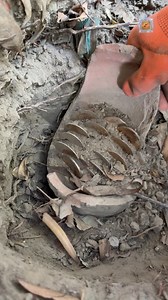 find ancient treasure underground while treasure hunt #treasurehunting #treasurehunt | Treasure Diggers Discoveries