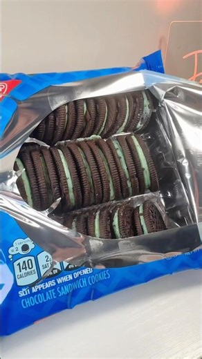 Oreo Mint Chip Cookie #asmr #viral