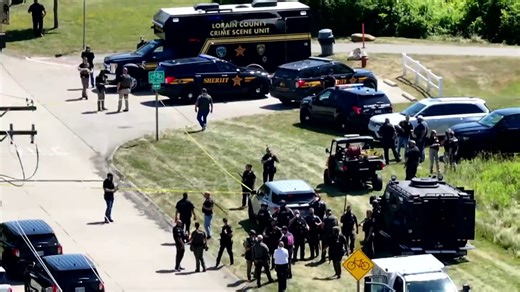 Ohio Police Officers Shot While Eating Pizza in Patrol Cars