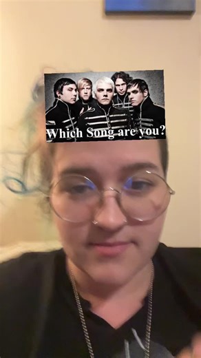 That was like my first concert too!! #panicatthedisco #emosongs