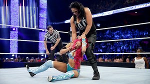 Sasha Banks vs. Tamina: SmackDown, February 18, 2016