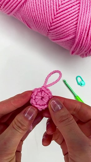 Hand Crochet Techniques and Creative Ideas for Beginners