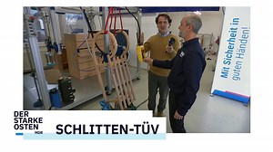 2.2K views · 35 reactions | Niemand möchte einen Schlitten, der beim ersten Rodler auseinanderkracht. 勞 Für geprüfte Qualität der Modelle steht das GS-Siegel. Stefan Ganß hat beim TÜV in Arnstadt zugeschaut, wie die Tests hierfür ablaufen.  | Der starke Osten | Facebook