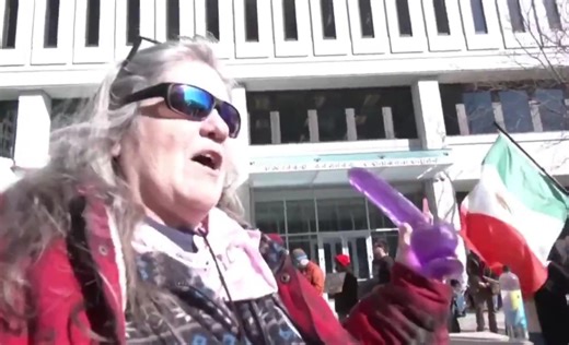 Leftists are outside Don Lemon’s federal court hearing waving MEXICAN FLAGS and DlLDO