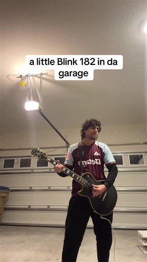 Playing Blink 182 on Guitar Again