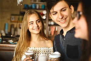 How To Be Confident Around Girls – 10 Simple tricks to gain confidence.