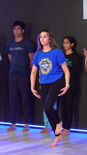 844K views · 8.1K reactions | @punjabidance85 朗❣️...... . . . . . .#punjabi #dance #videos #trending #vibes #songs #dance #video #viral | Punjabi Dance | Facebook