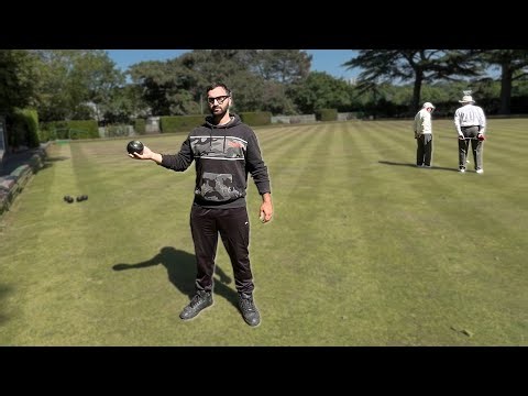 Playing Lawn Bowls With Old People For A Day...