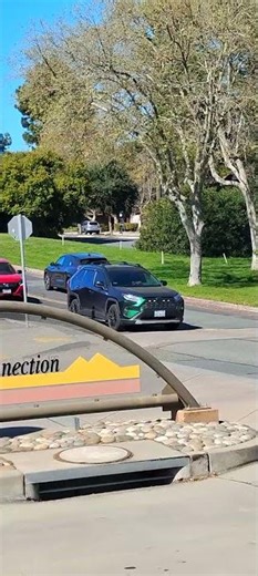 Contra Costa County Fire Engine 9 (reserve) responding code 3 to an emergency call.