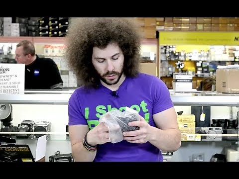 Nikon D3300 Unboxing and Sniff Test
