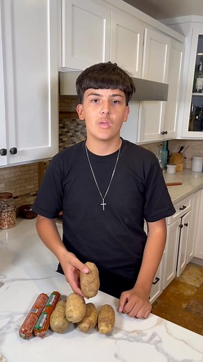 3.7M views · 128K reactions | Queso fundido Fries #papas #fritas #queso #fundido | Jenny Martinez | Facebook