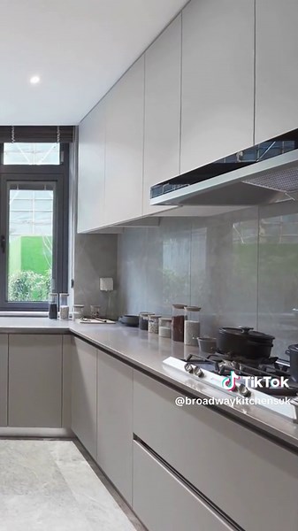 Built by skilled British craftsmen using the finest materials. Designed to spark joy every time you step inside. Download Our Free Brochure. #BespokeKitchens #OneOfAKindDesign #StatementKitchen #EnglishBespoke #BritishCraftsmanship #PeriodHomes #GeorgianKitchen #VictorianKitchen #EdwardianHomes #HeritageInteriors #modernkitchen #modernkitchendesign