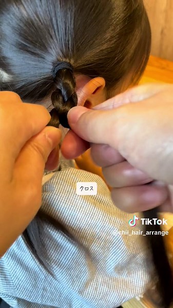 ぽこぽこ可愛すぎる丸四つ編み🎀 #ヘアアレンジ #キッズヘアアレンジ #こどもヘアアレンジ #時短ヘアアレンジ #ヘアアレンジ動画 #初心者ヘアアレンジ #登園ヘアアレンジ #簡単ヘアアレンジ動画 #女の子ママ #行事ヘア