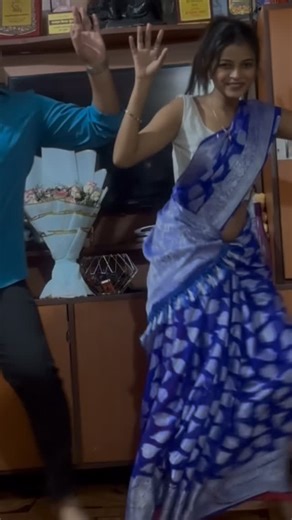 पायल वरठे on Instagram: "Life partner has now become my reels partner 😄📱✨"