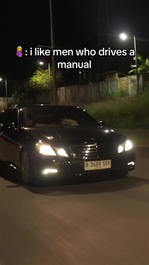 its a manual guys i promise #mercedesbenz #mercedes #benz #e250 #w212 #car #cars #caredit #caredits