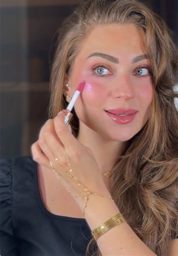 هاااي شنوو؟؟ 💕✨💕✨💕✨ @rimmellondonarabia ? #babypinkblush #pinkblush #rimmellondonarabia