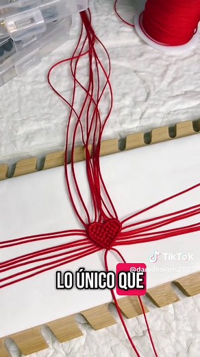 Pulsera de corazón en macramé ❤️✨ #paratiiiiiiiiiiiiiiiiiiiiiiiiiiiiiii #bisuteria #accessories #accesorios #foryou❤️ #foryou❤️❤️❤️ #tejidomacrame #pulseracorazon #viral #pulseras #pulserasdehilo #venezuela #venezuela🇻🇪 #puertocabello #carabobo #pulserasprotectoras #hilorojo #enviosnacionales #puertocabello🌊 #caracasvenezuela #tejidos #macrame #macrameart #macrametutorial