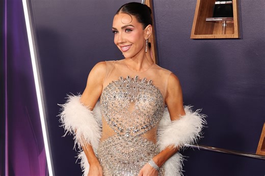 'Dancing With the Stars' Pro Jenna Johnson Stuns as She Arrives for American Music Awards
