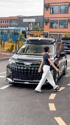 23K views · 349 reactions | Toyota Sienna ❤️ #reelsfypシ #V2motor #cars #toyota | V2 Motor | Facebook