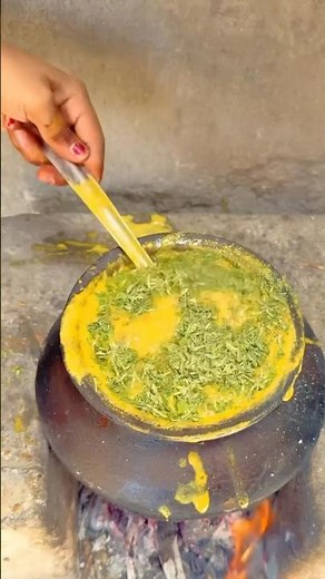 देशी चूल्हे पर खाना #rajasthani #cooking #food #old #culture #desi #life #style #youtubeshorts