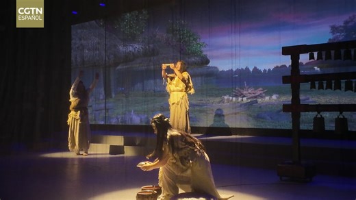 303K views · 164 reactions | ¿Sabe cómo suena una flauta hecha de hueso de más de 8700 años de antigüedad? En este video, un grupo musical del Museo de Henan interpreta su sonido majestuoso con una réplica de esta flauta. #China75 #xw #CulturaChina #PRC75Years | CGTN en Español | Facebook