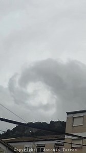 12K views · 242 reactions | Gibraltar - 17/03 - some fluctus or Kelvin-Helmholtz wave cloud  captured in the stratus/stratocumulus (Levanter) layer over the Rock this morning - thanks to MeteoGib follower Antonio Torres. #Clouds #Meteorology | MeteoGib | Facebook