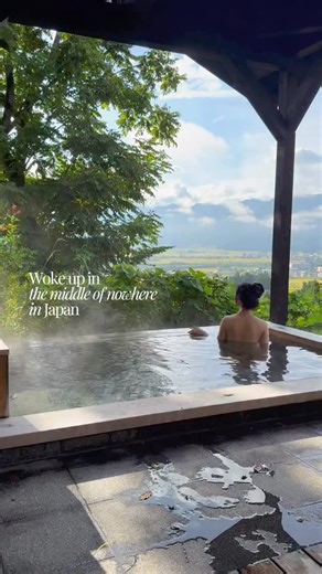 Most serene ryokan in Japan 🏡🌾🇯🇵 I’ve ever stayed and it’s just 90 mins away from Tokyo! Waking up in @satoyamajujo_thehouse IZUMI feels like stepping back in time — old cedar beams, soft morning light, and silence that speaks. Satoyama Jujo’s way of showing how beauty lives in simplicity. This private villa is surrounded by the lush rice fields of Niigata, IZUMI house is a century-old Japanese farmhouse restored with quiet intention. Each piece of designer furniture is thoughtfully chosen —