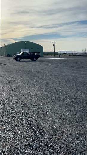 R-276 Dodge Ram 3500 Flatbed Pickup