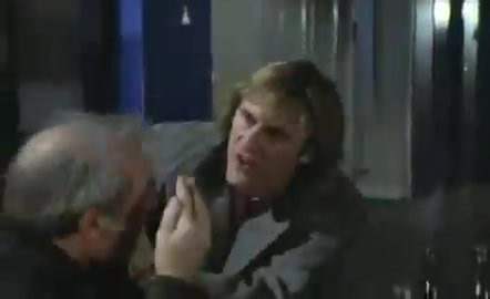 Sorti au cinéma le 19 décembre 1979 : Buffet Froid de Bertrand blier avec Gérard Depardieu, Jean Carmet, Bernard Blier... Ce film est un chef-d’œuvre ! Bertrand Blier manie l'absurdité et l'humour noir à merveille avec ce trio génial ! Ici la bande-annonce : | Thierry Tiberghien