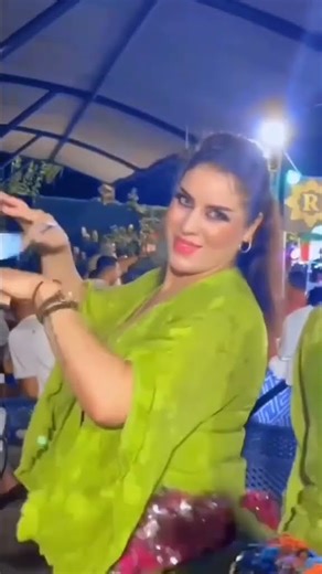 اجتمعنا في عالم الترفيه لنظهر لكم أجمل لحظاتنا! 💃✨#شيخات #فيديوهات #Fun #Viral #نشاط_تيك_توك