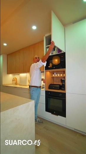 Columna 3 en 1🌟 ¡Optimiza Cada Rincón de tu Cocina!🍳 | Horno-Micro y Desayunador 🥐