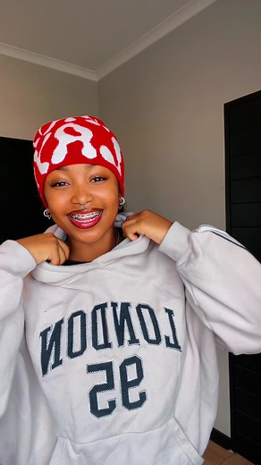 Dance Challenges and Tutorials with Peachy Sprinkles