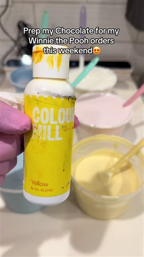 Vibrant Chocolate Colors for Treat Makers